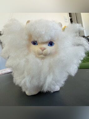 1989 Hasbro Sweetie Kitty Toy